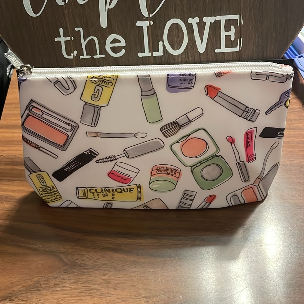Clinique makeup Bag NWOT